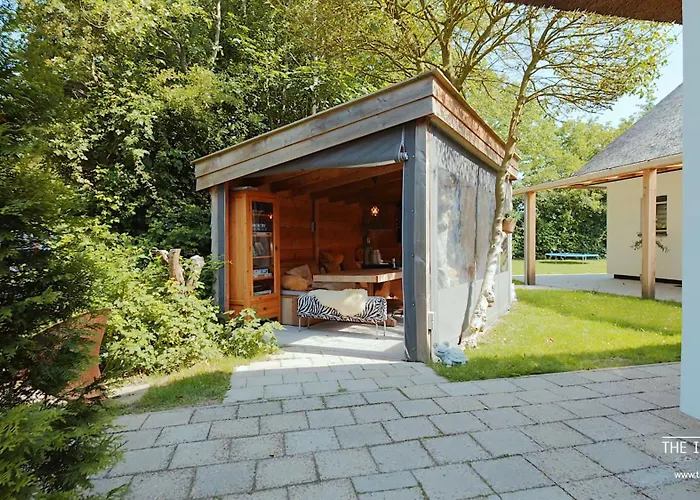 Theislandlife Texel - Wellness, Sauna, Jacuzzi, Massage Panzió